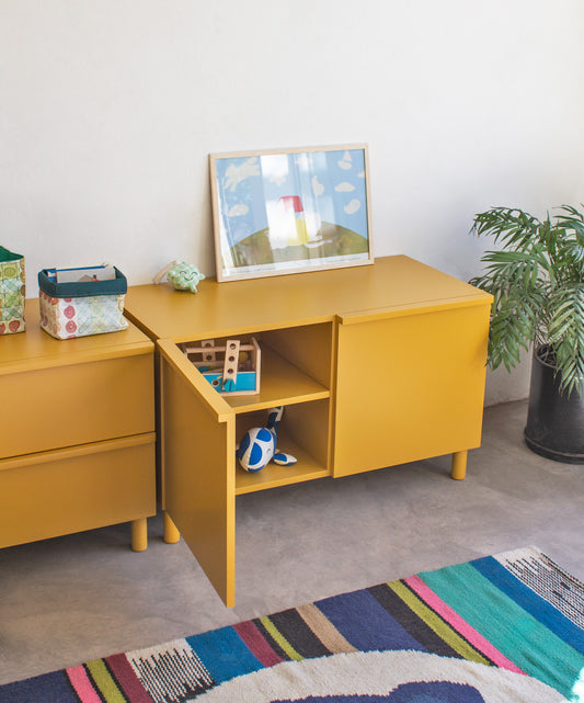 Cómoda LIS / Puertas