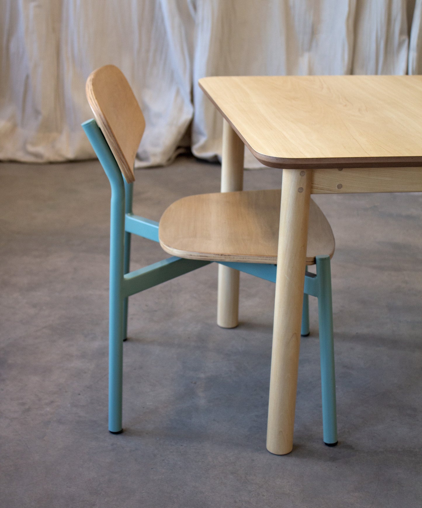 Mesa NINA / 2 en stock